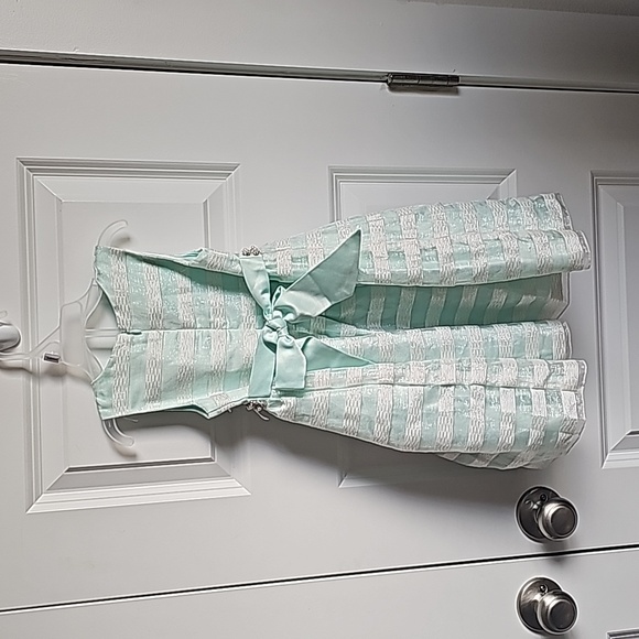 American Princess Formal Dress in Kids Size 2T - Picture 9 of 14